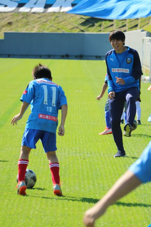 「あさお青玄まつり」サッカー教室での脇坂選手