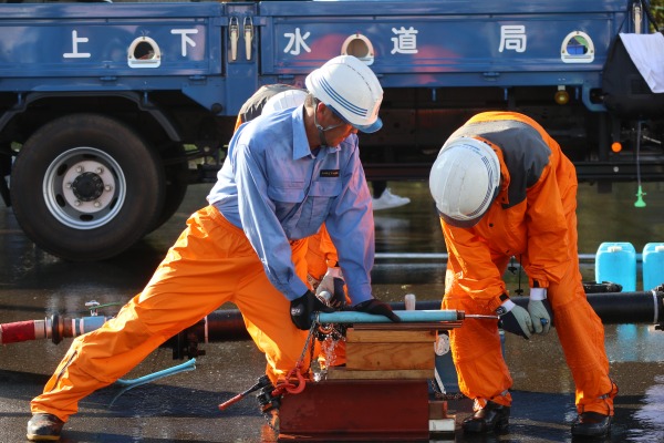 水道管の修理ショー