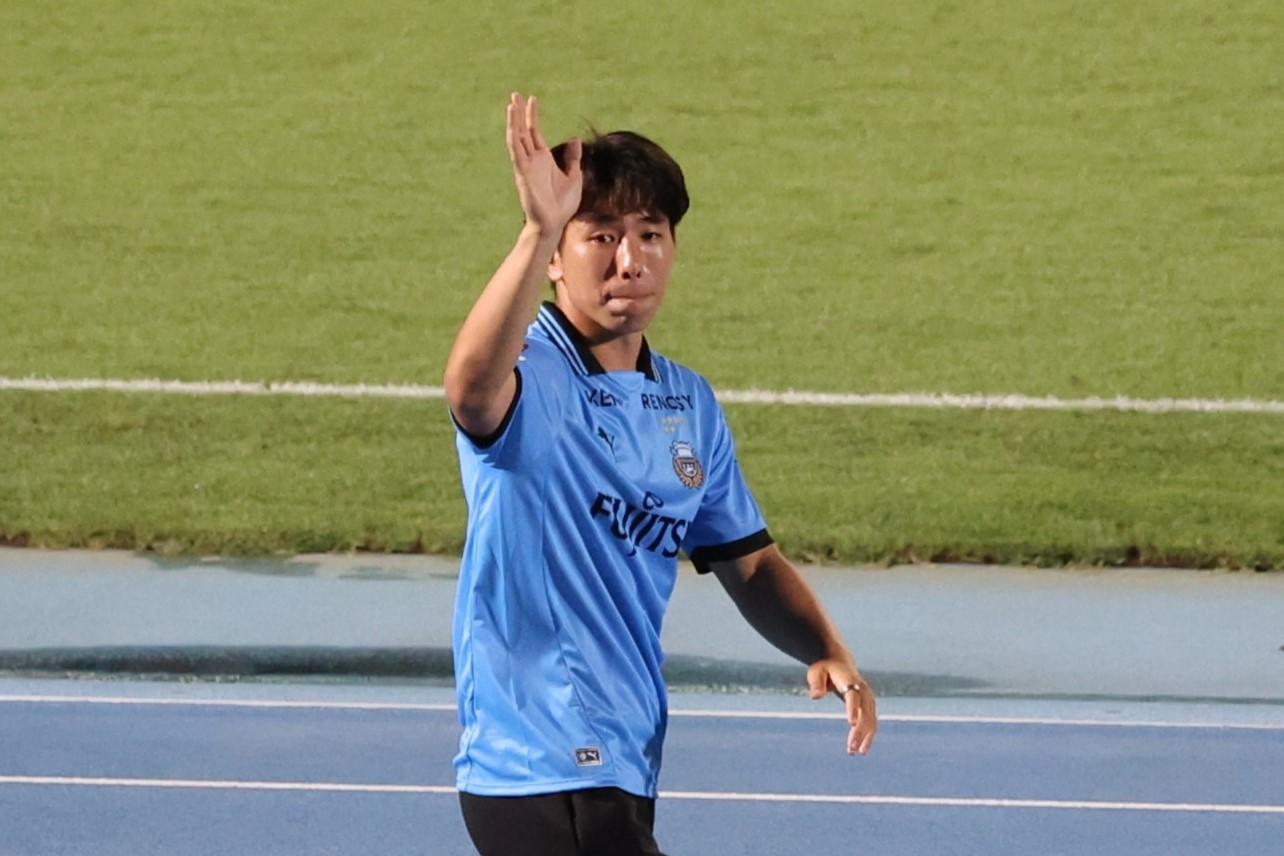 試合後は山田新の挨拶