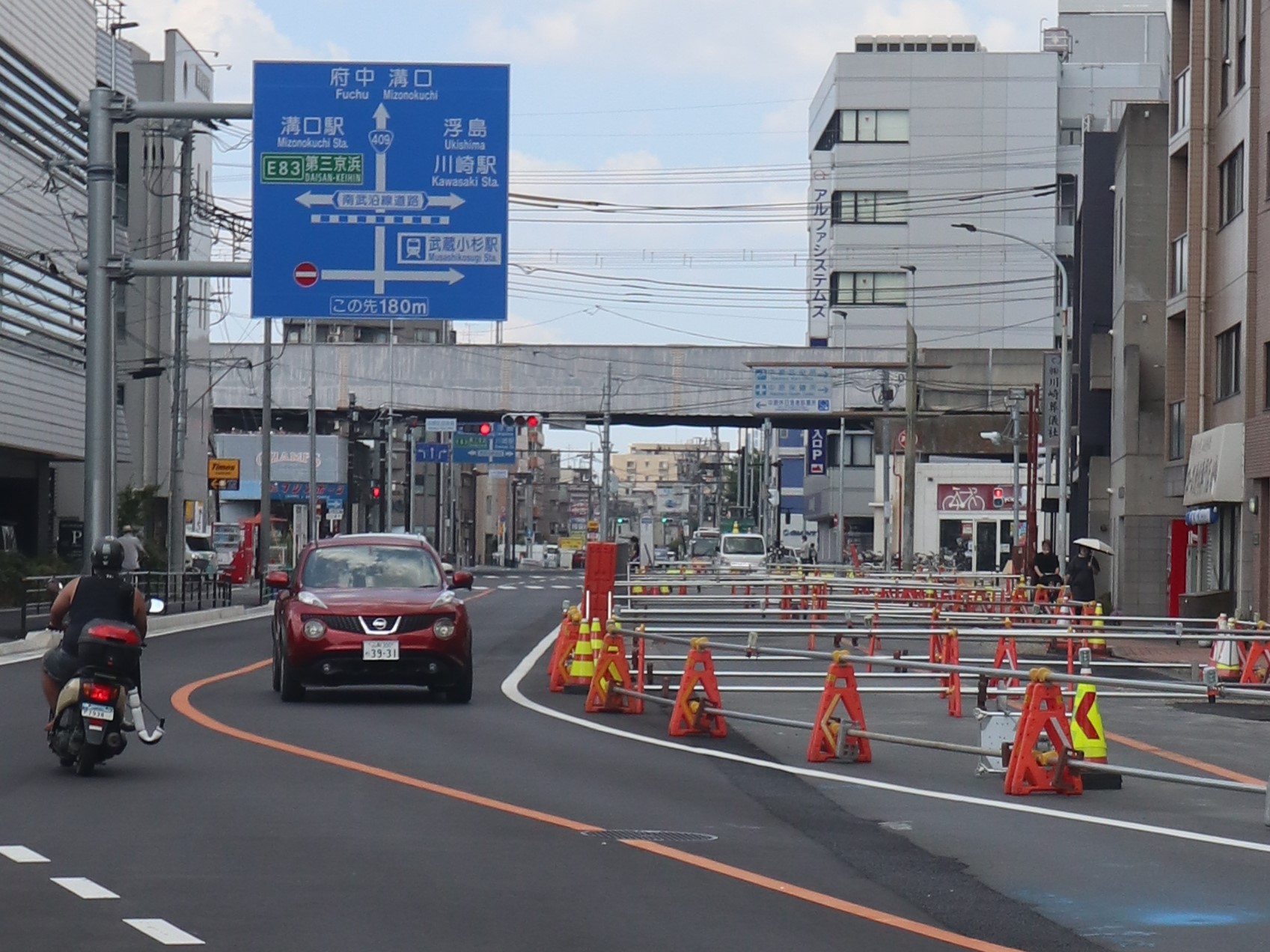 中原区役所前の案内標識