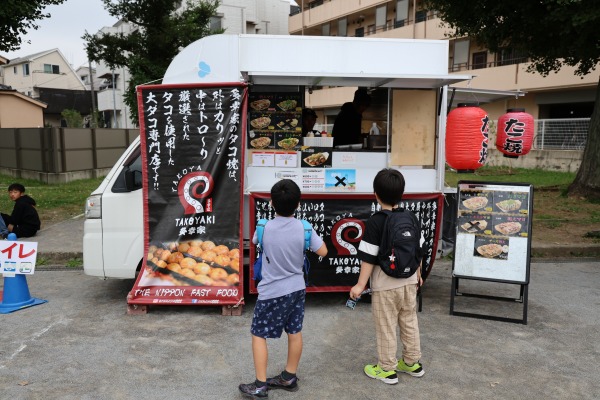 キッチンカー出店も