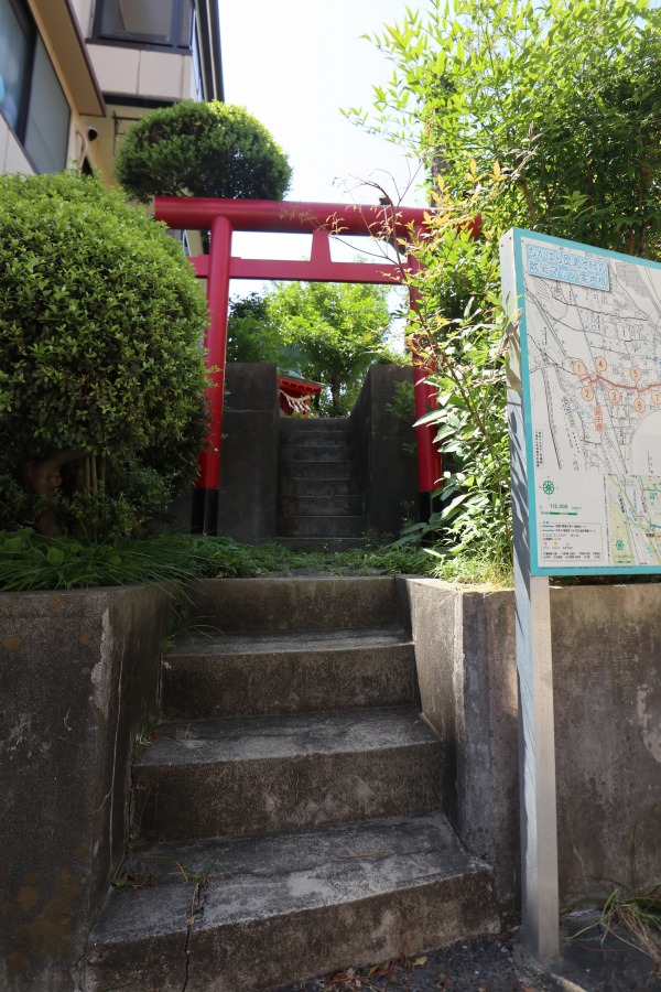 銚子塚の階段