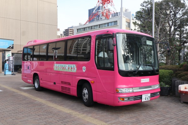 川崎市消防音楽隊のバス