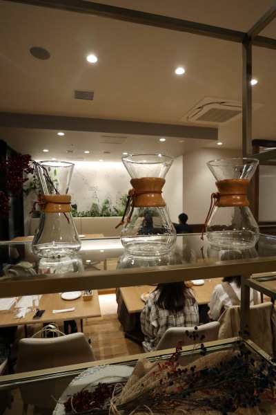 KOSUGI CAFE nappa69の店内