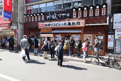 歩道が狭い丸亀製麵付近の区間