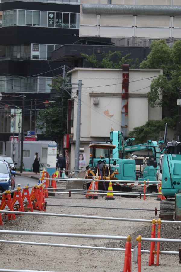 拡幅が進む府中街道