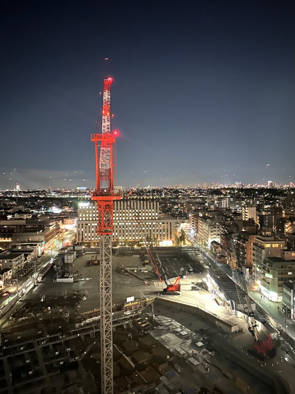 タワークレーンの夜景