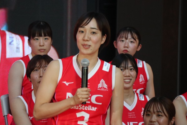 塚田しおり選手