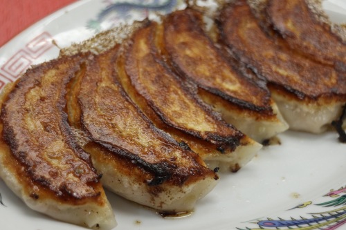 看板の焼き餃子