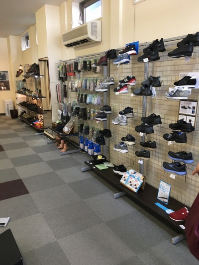 足と靴の店ポディア